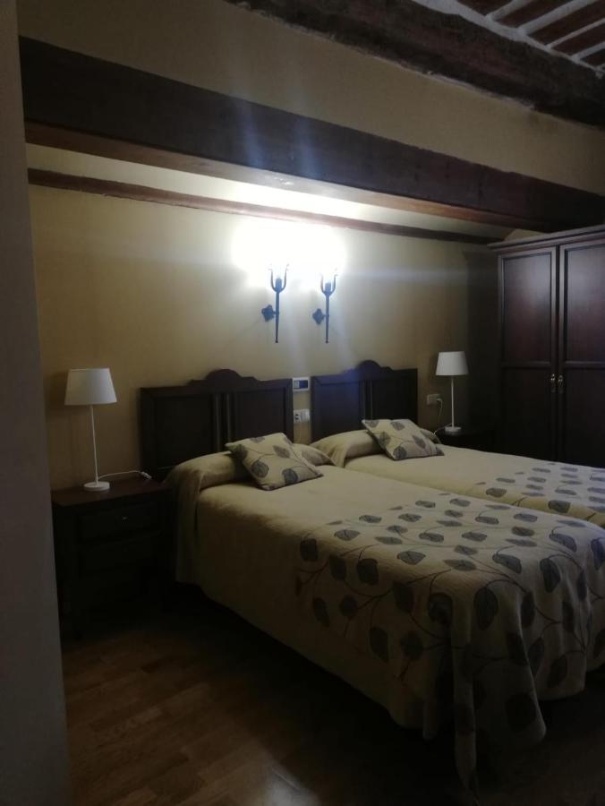 El Rincon Otel Cuéllar Dış mekan fotoğraf